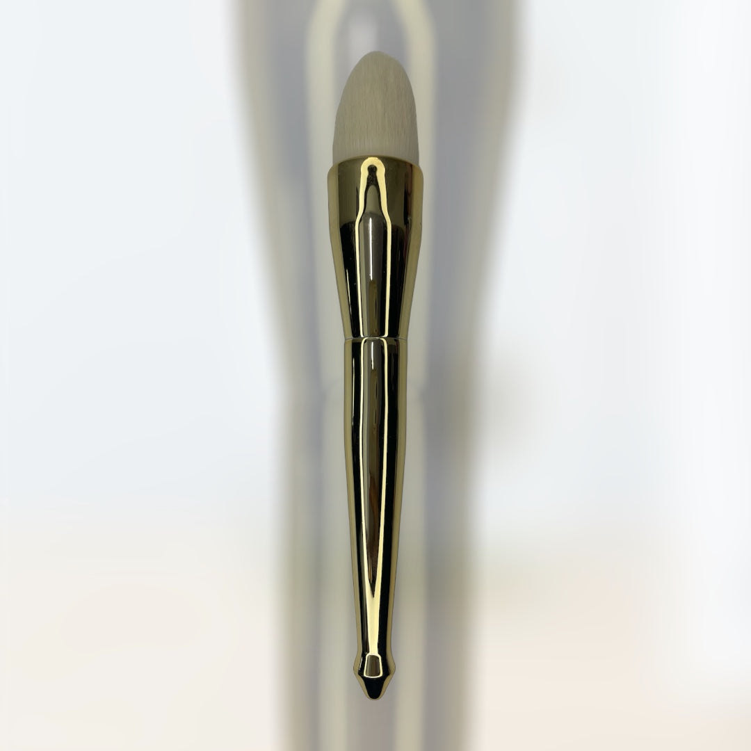 PINCEL DOURADO DE MAQUIAGEM