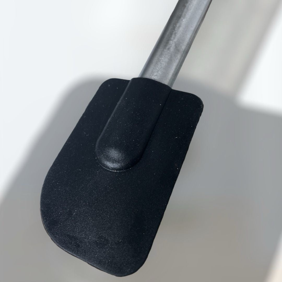 ESPÁTULA EM SILICONE PRETA
